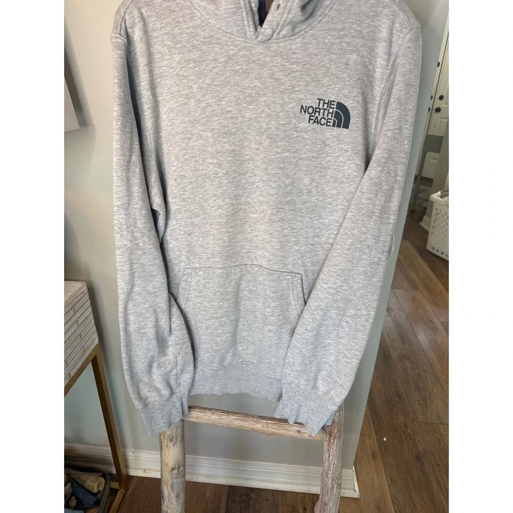 The North Face Box NSE Pullover Hoodie Never Stop Exploring grey heather size S